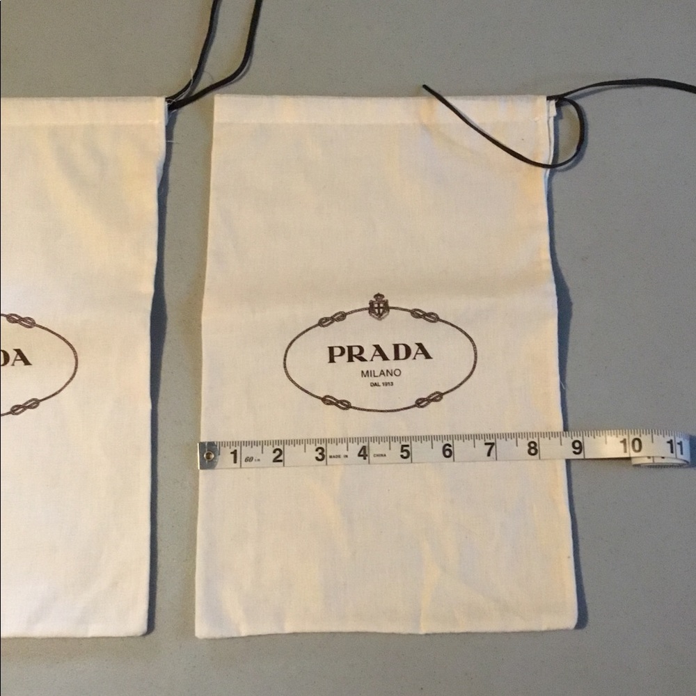 PRADA - Picture 6 of 6
